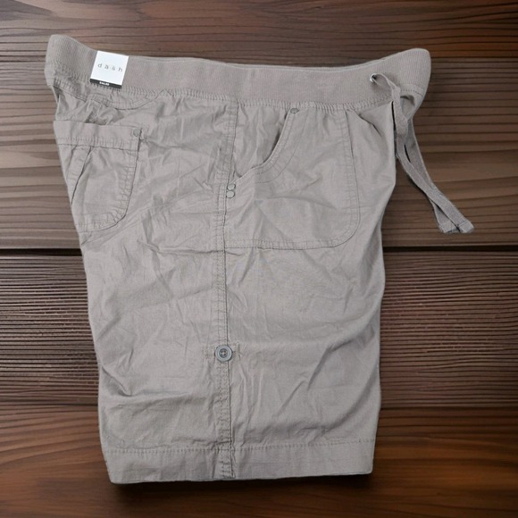 Dash Roll Cuff Cargo Shorts Womens 1X Brown Drawstring Waist Lightweight NWT - Picture 2 of 15